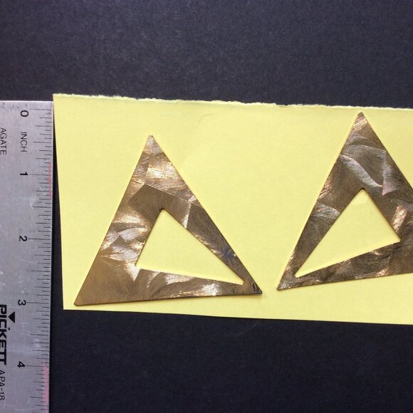 Step into the '80s with these Iconic  Earrings #ThrowbackStyle #VintageBling - Picture 2 of 4